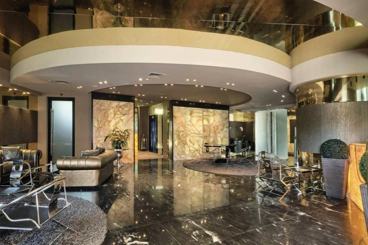 Emirates Aparthotel 5*